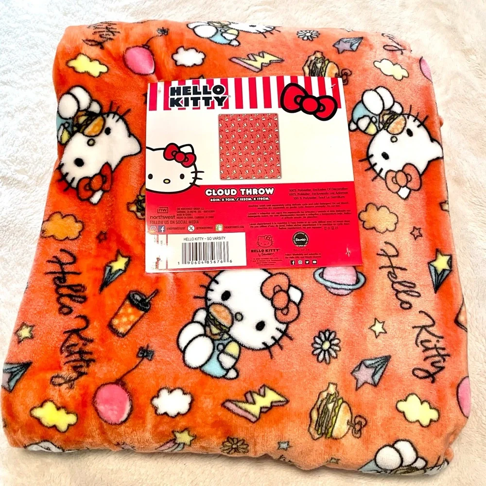 NWT Hello Kitty Plush Throw Blanket